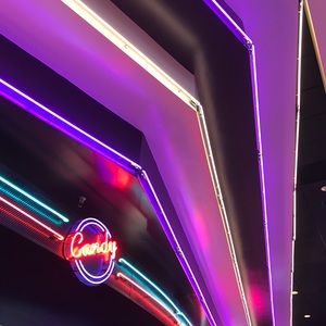 Meet your Posher, Romy